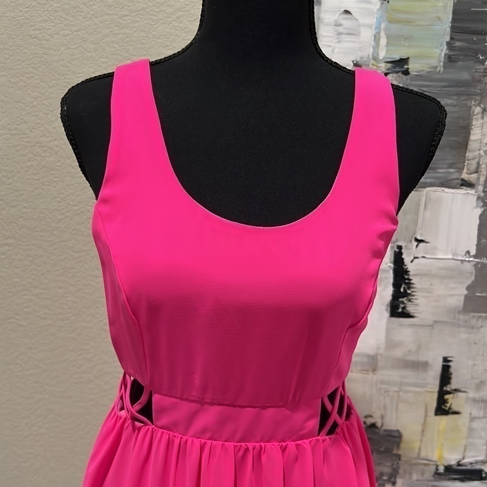 LUSH High-Low Dress - Picture 2 of 6